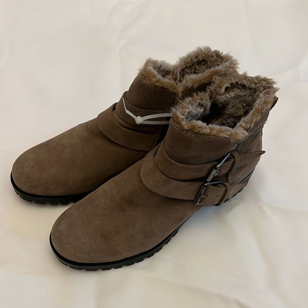 Treasure & Bond Pacey Faux Fur Buckle Bootie Ankle Boots size 8 women’s